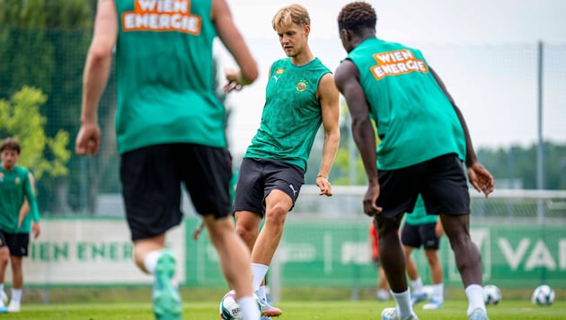Der Göfner Noah Bischof steht bei Rapid Wien unter Vertrag.