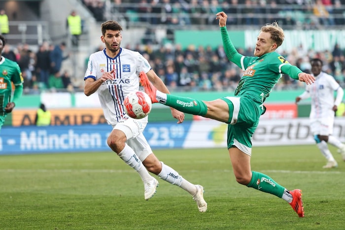Bei Rapid kam Bischof bisher auf 28 Einsätze.