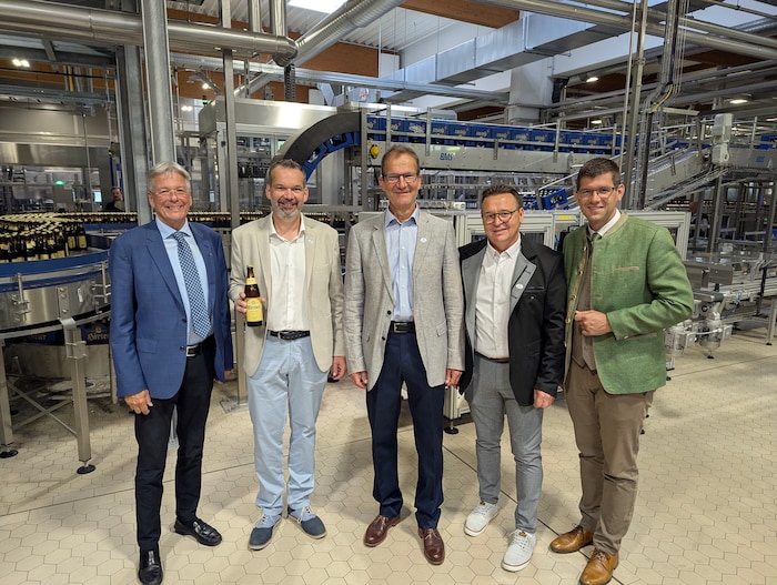 LH Peter Kaiser, Hirter-Eigentümer Niki Riegler, Klaus Möller, Raimund Linzer und Landesvize ...