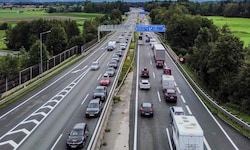 Neues Jahr, gewohntes Bild: Urlauber im Transitverkehr überrollen Salzburg. Vor allem in ...