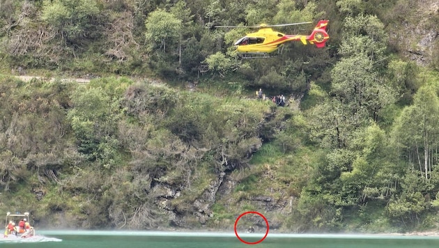 Der Rettungseinsatz für den Verunglückten (roter Kreis).