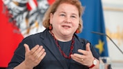 Sozialministerin Korinna Schumann spricht sich weiter gegen eine Erhöhung des gesetzlichen ...