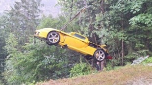 Am Fahrzeug entstand Totalschaden
