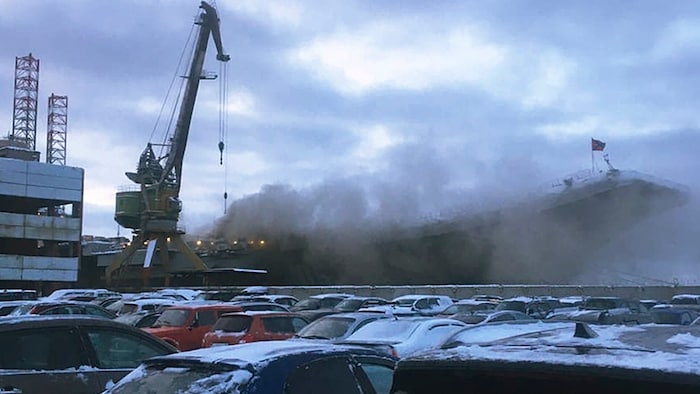 Im Jahr 2019 kamen bei einem Großbrand auf der Admiral Kusnezow zwei Offiziere ums Leben.