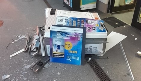 Der Zigarettenautomat hat nur noch Schrottwert.