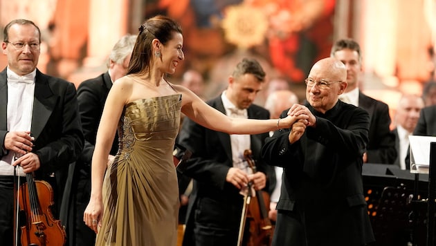 Sopranistin Chen Reiss, Dirigent Dennis Russell Davies, Filharmonie Brno