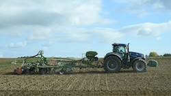 Besonders rund um die Erntezeit brauchen Landwirte Hilfe und stellen Mitarbeiter an – sie werden ...