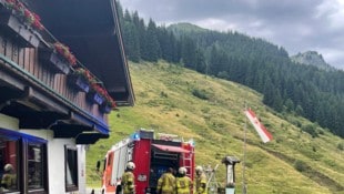 Einsatzkräfte waren ebenfalls vor Ort.