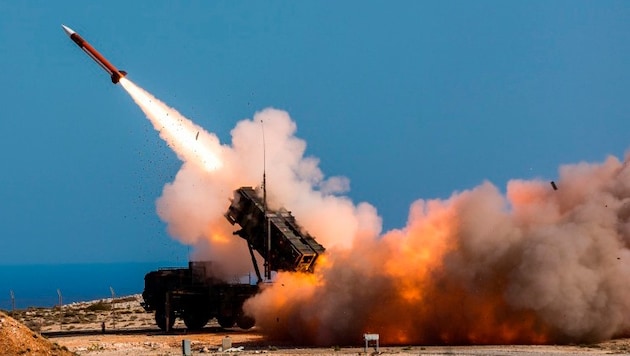 Es kracht im Weltgebälk.