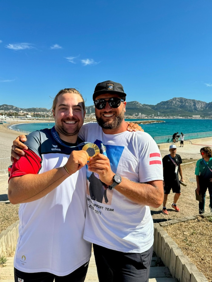 Florian Gruber, achtfacher Weltmeister im Kitesurfen, war in Marseille live dabei. Natürlich war ...
