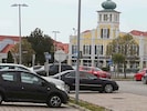 Im Outletcenter kann man in 160 Designer-Shops bis 21 Uhr shoppen – und bald noch länger.