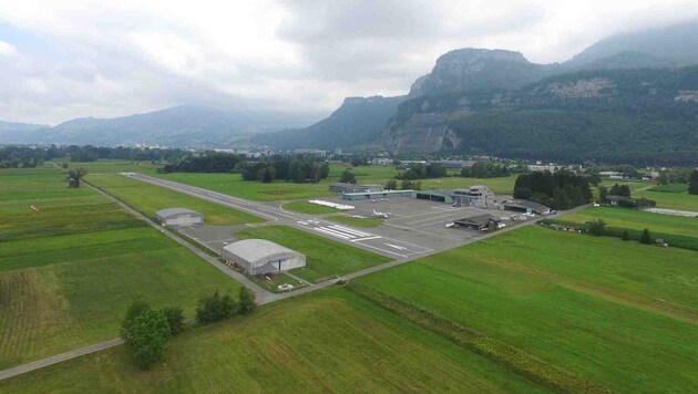 Der Flugplatz in Hohenems wurde zum Fluchtweg.