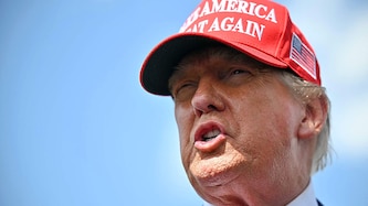US-Präsident Donald Trump stellt sich vor seine Justizministerin: „Sie macht einen fantastischen ...