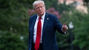 Trump ist mächtig sauer auf den Kriegsherrn Putin.