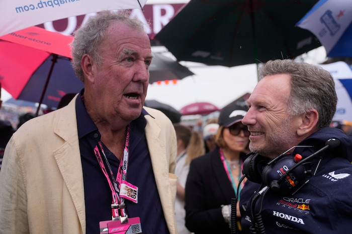 Jeremy Clarkson (links) mit Christian Horner in Silverstone