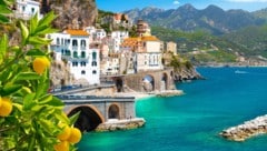 Portofino ist Wohnort vieler Prominenter, darunter vom Medienunternehmer Piersilvio Berlusconi, ...