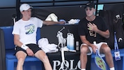 Jannik Sinner (links) mit seinem Trainer Darren Cahill