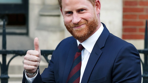Prinz Harry will sich mit seinem Vater König Charles versöhnen. In London soll es jetzt zum ...