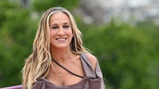 Sarah Jessica Parker enthüllte nun, dass sie einst ein Gspusi mit Nicolas Cage hatte.