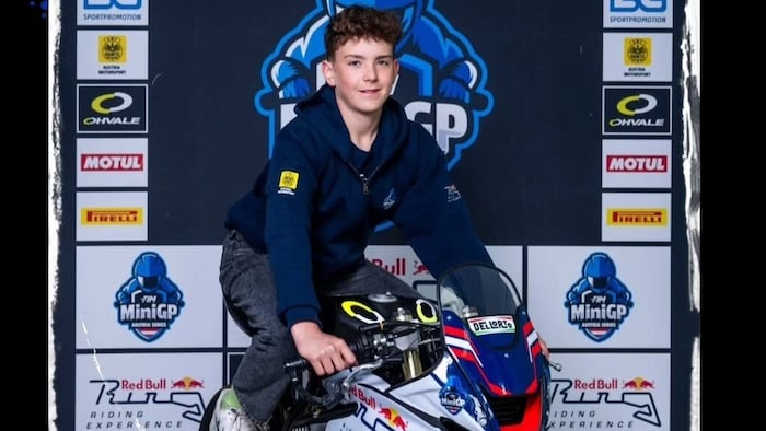 Am Bike fühlt sich der 13-Jährige pudelwohl.