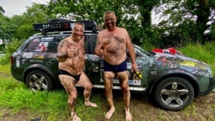 Martin Reiter (li.) und Jakob Scheidnagl mussten auf ihrer mehrtägigen Tour einige kuriose ...
