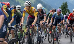 Das Peoloton rollt 2026 zum 75. Mal im Rahmen der Tour of Austria durch die Alpenrepublik. 
