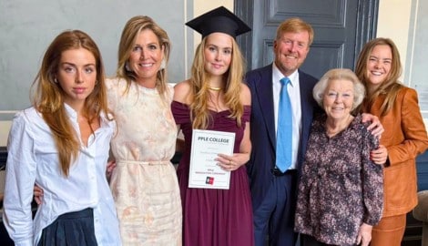 Kronprinzessin Amalia freut sich über ihren Bachelor-Abschluss – und ihre Familie feiert mit!