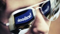 Ausländer – genauer gesagt: ihre Social-Media-Konten – werden vor der Einreise in die USA jetzt ...