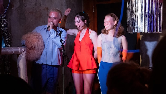 Jacob Brokke, Amadea Soltau und Emilie Ostermayer in „Belly of the Best“