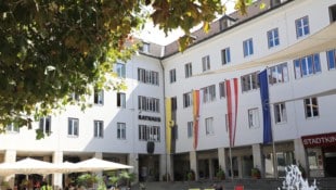 Im Rathaus der Draustadt geht die Angst um.