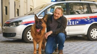 Der gebürtige Bayer Brückner war selbst Fan von „Kommissar Rex“ und freut sich nun, da er selbst ...