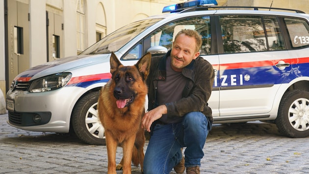 Der gebürtige Bayer Brückner war selbst Fan von „Kommissar Rex“ und freut sich nun, da er selbst ...