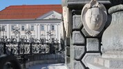 Hinter den Rathausmauern muss einiges im Argen liegen, denn wozu ist sonst die neue ...