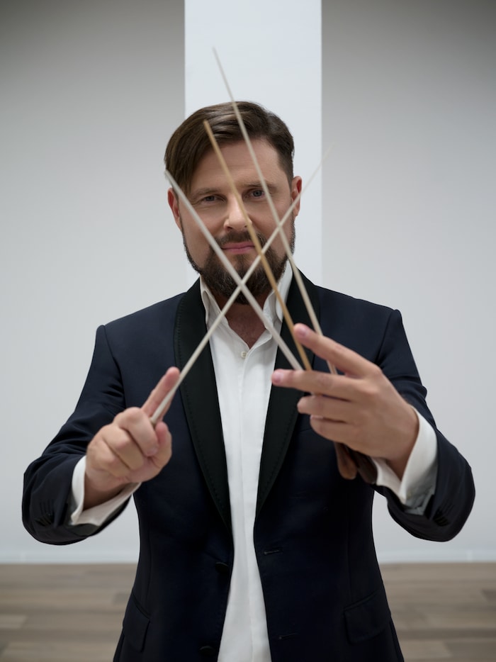 Jurek Dybal dirigiert den Eröffnungsabend in Tamsweg