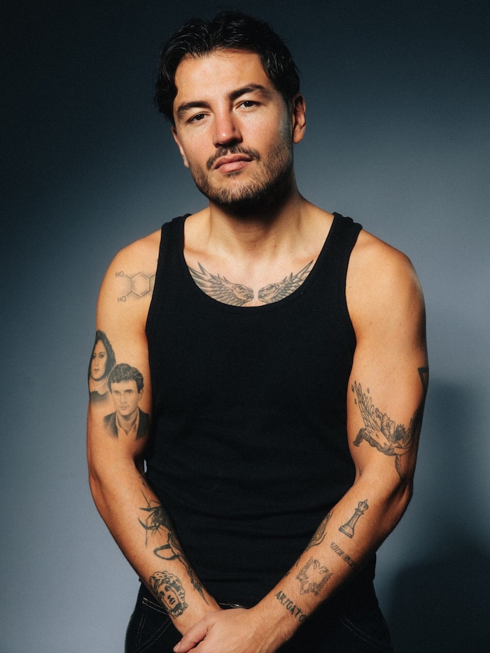 Sein vorerst letztes Album „Vegeta“ brachte der Sänger 2022 raus, danach wollte er sich auf ...