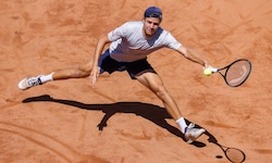 Joel Schwärzler überstand die erste Runde beim Challenger in Bonn sehr souverän.