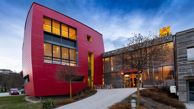 Das ehemalige Jufa-Hotel wird bald wieder mit Leben gefüllt.