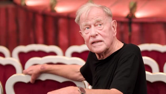 Der deutsche Theaterregisseur Claus Peymann (Bild) ist tot.