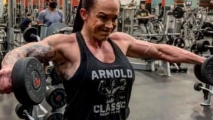 Im Netz begeisterte Christina Bitner mit Trainingsvideos und Tortenbildern eine riesige ...