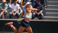 Julia Grabher steht im Doppel-Halbfinale von Hamburg.