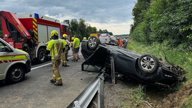 Das Auto wurde völlig demoliert.