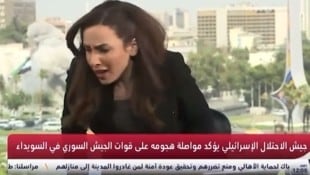 Diese Reporterin hat live im Studio berichtet, als hinter ihr eine Rakete einschlug.