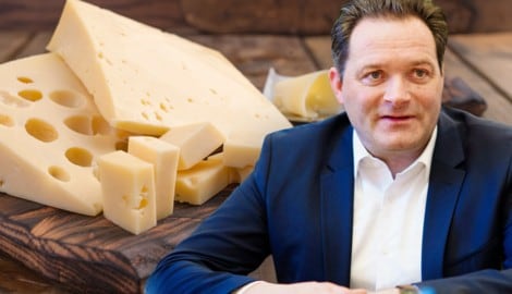 Landwirtschaftsminister Norbert Totschnig schickt die Juristen nach Luxemburg, um den Emmentaler ...