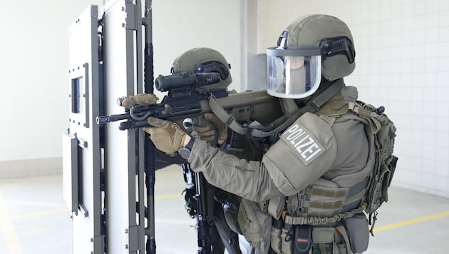 Cobrabeamte sind bestens im Nahkampf ausgebildet. Dürfen sie ihre Fähigkeiten immer einsetzen?