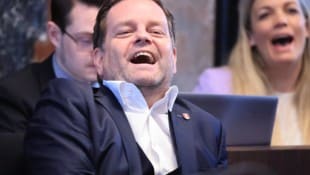 Das Lachen ist ihm wohl vergangen: Der Landtag soll nämlich die Immunität von Markus Abwerzger ...