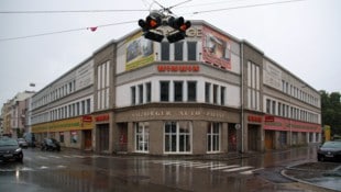 Der historische Autopalast soll  zum Vorzeigeprojekt für Wohnen und Gewerbe werden.