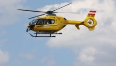 Der Rettungshubschrauber Christophorus 12 (Archivbild) flog das schwer verletzte Mädchen nach ...