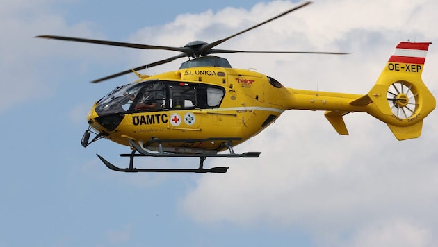 Notärzte mussten gleich mehrmals ausrücken, zweimal sogar mit dem Hubschrauber (Symbolbild).