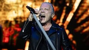„Scream For Me, Vienna“ – Frontsirene Bruce Dickinson merkt man seine knapp 67 Jahre zu keinem ...