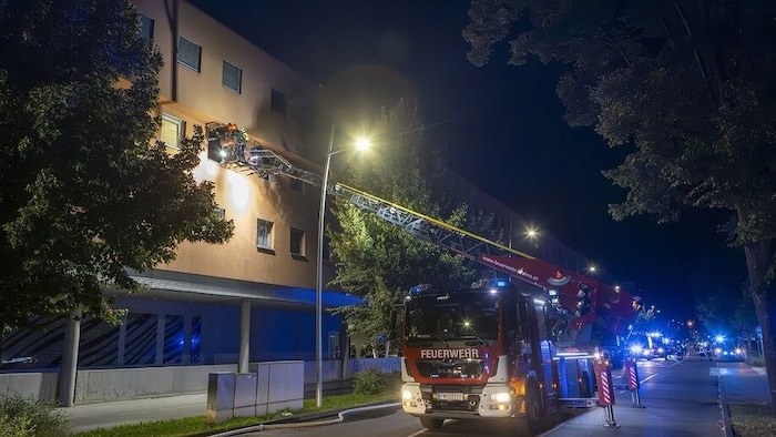 Rund zwei Stunden war die Feuerwehr im Einsatz.